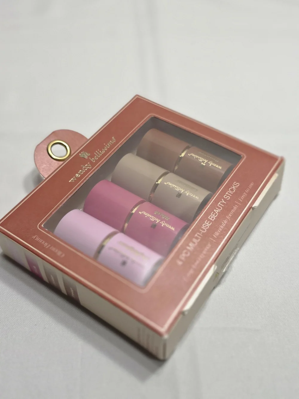Wendy Bellissimo 4 PC Multi-Use Beauty Sticks Set NIB Highlighter Blush Contour